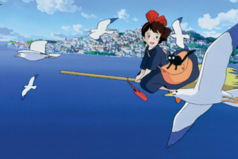 Póster de la versión remasterizada en 4K de Kiki's Delivery Service durante su reestreno en Japón.