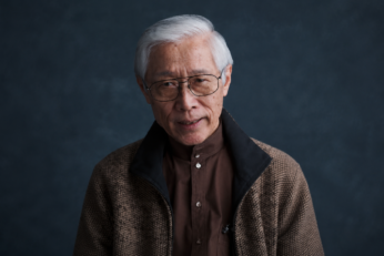 Fotografía de Murakami Katsushi, diseñador industrial japonés y creador de la línea Chōgōkin.