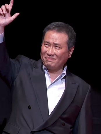 Masami Kurumada, creador de Saint Seiya, presentó junto con sus empresas una demanda por un presunto desvío de miles de millones de yenes.